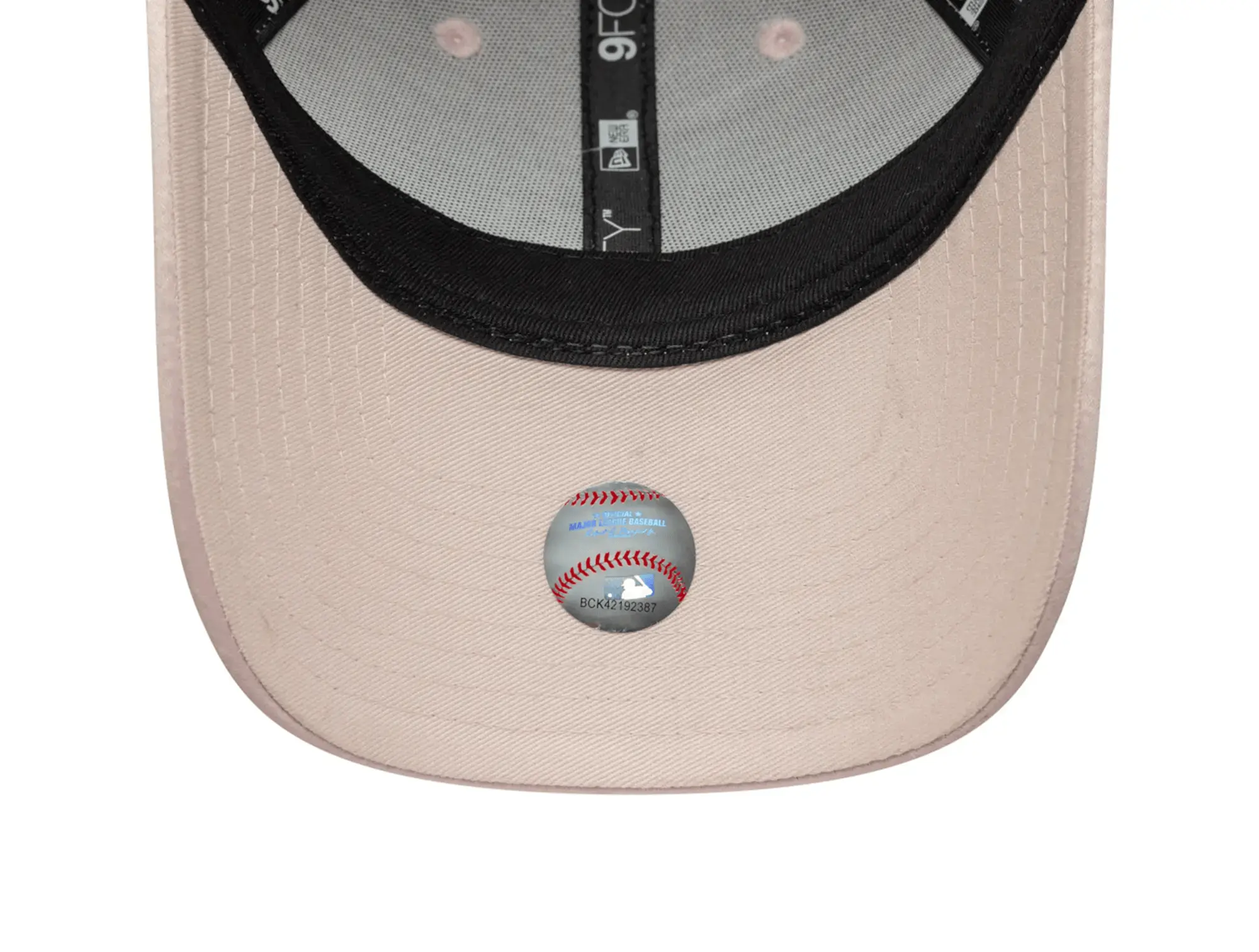 Jockey New Era Mlb 940 Satin New York Yankees Unisex Rosado - Image 5