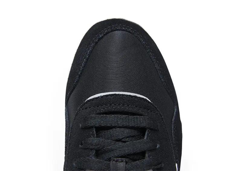Zapatilla Reebok Cl Nylon Mujer Negro - Image 4