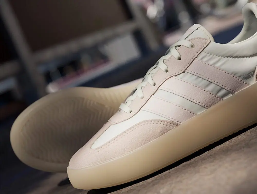 Zapatilla Adidas Barreda Decode Mujer Rosado - Image 9