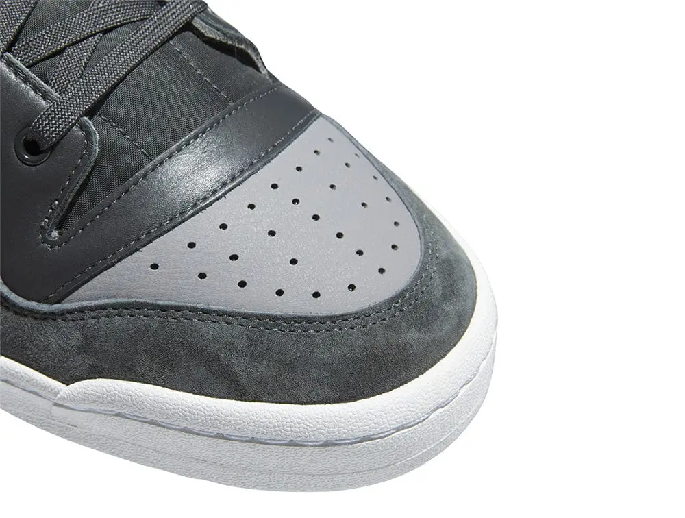 Zapatilla Adidas Forum 84 Low Adv Hombre Negro/Gris/Blanco - Image 2