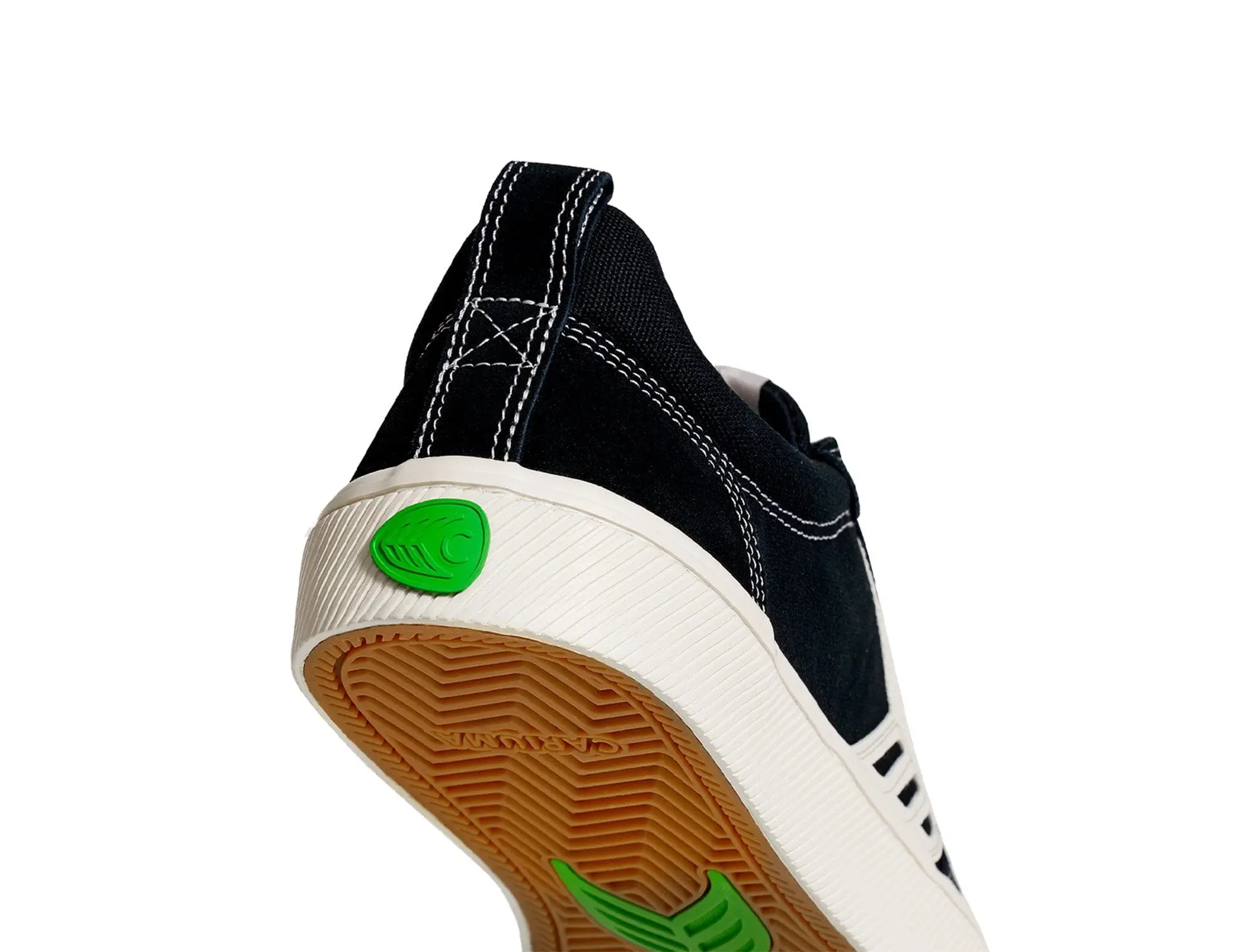 Zapatilla Cariuma Catiba Pro Mujer Negro - Image 4