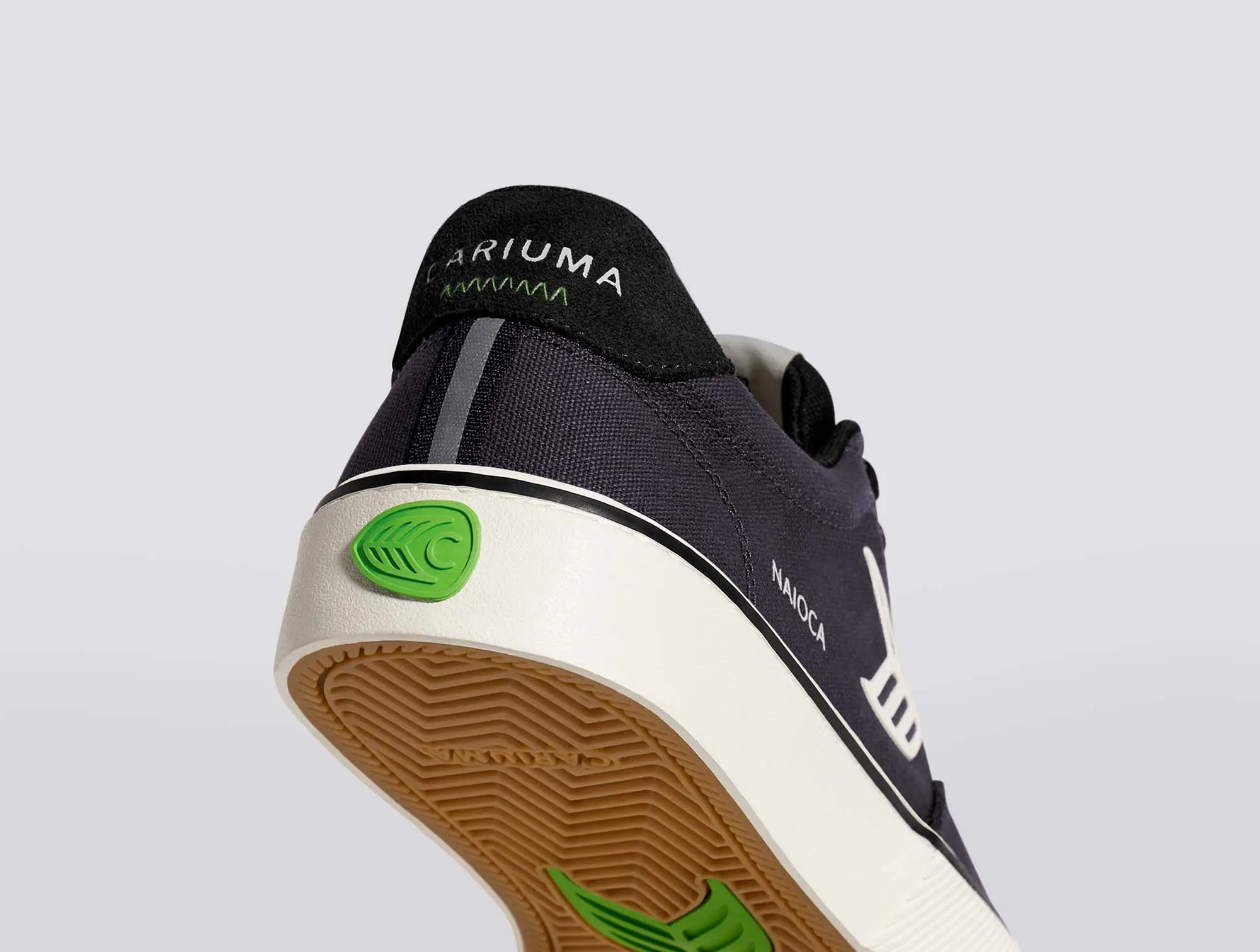 Zapatilla Cariuma Naioca Mujer Negro - Image 3
