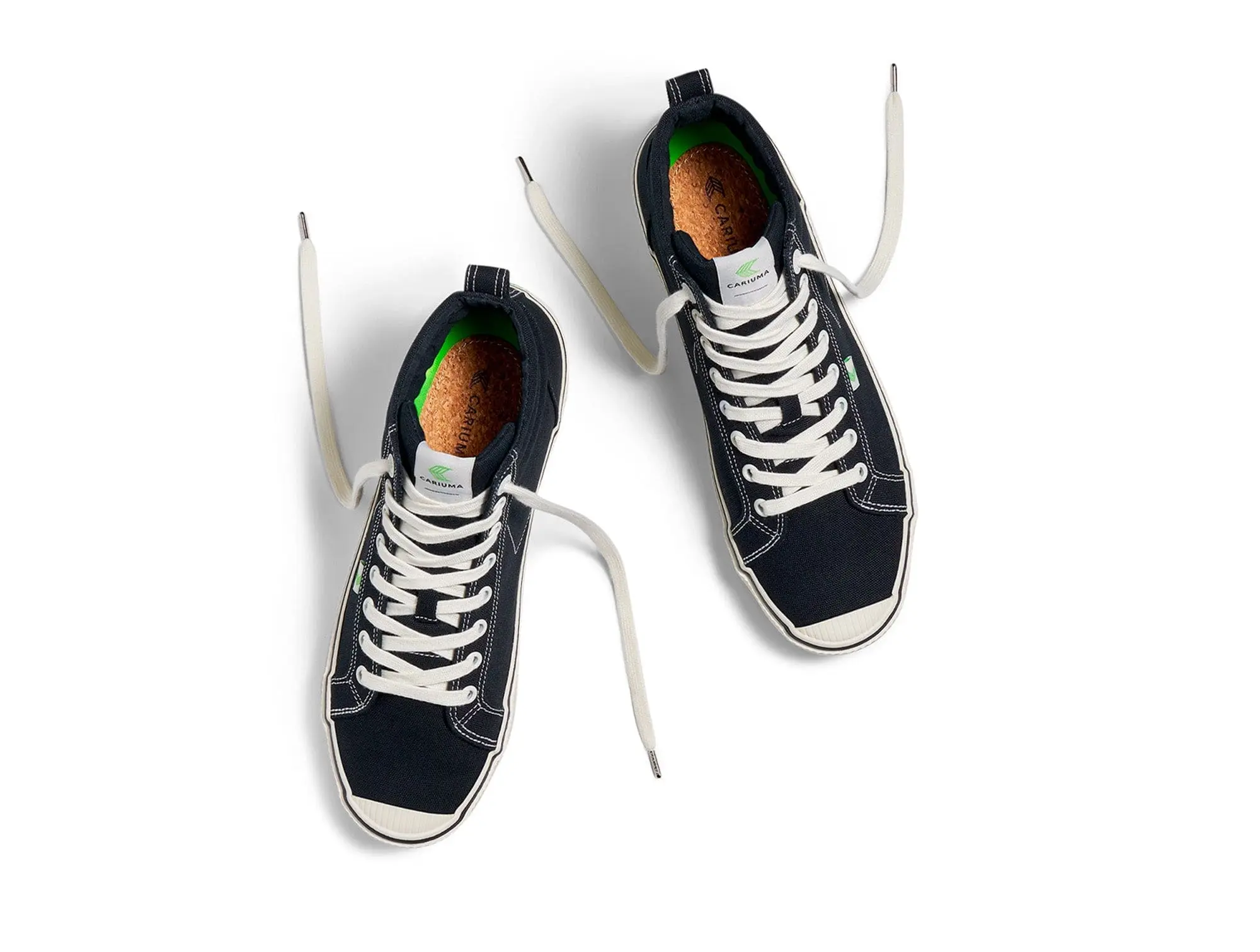 Zapatilla Cariuma Oca Hi Mujer Negro - Image 3