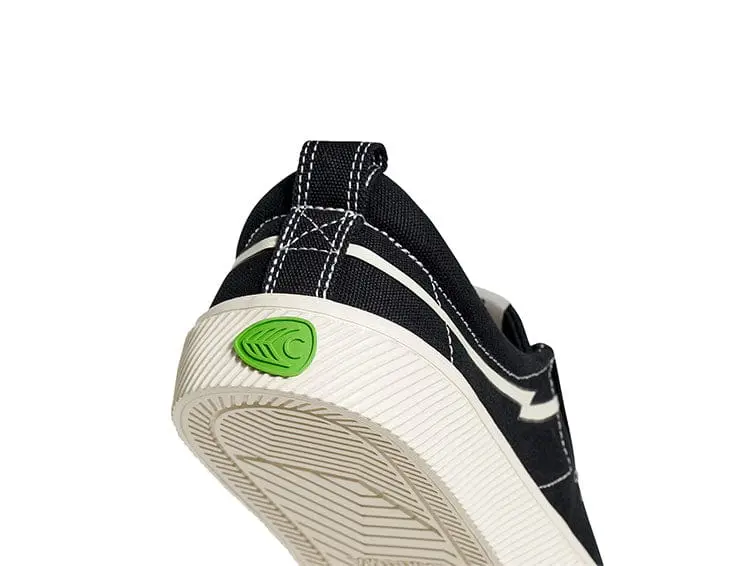 Zapatilla Cariuma Oca Low Hombre Negro - Image 5