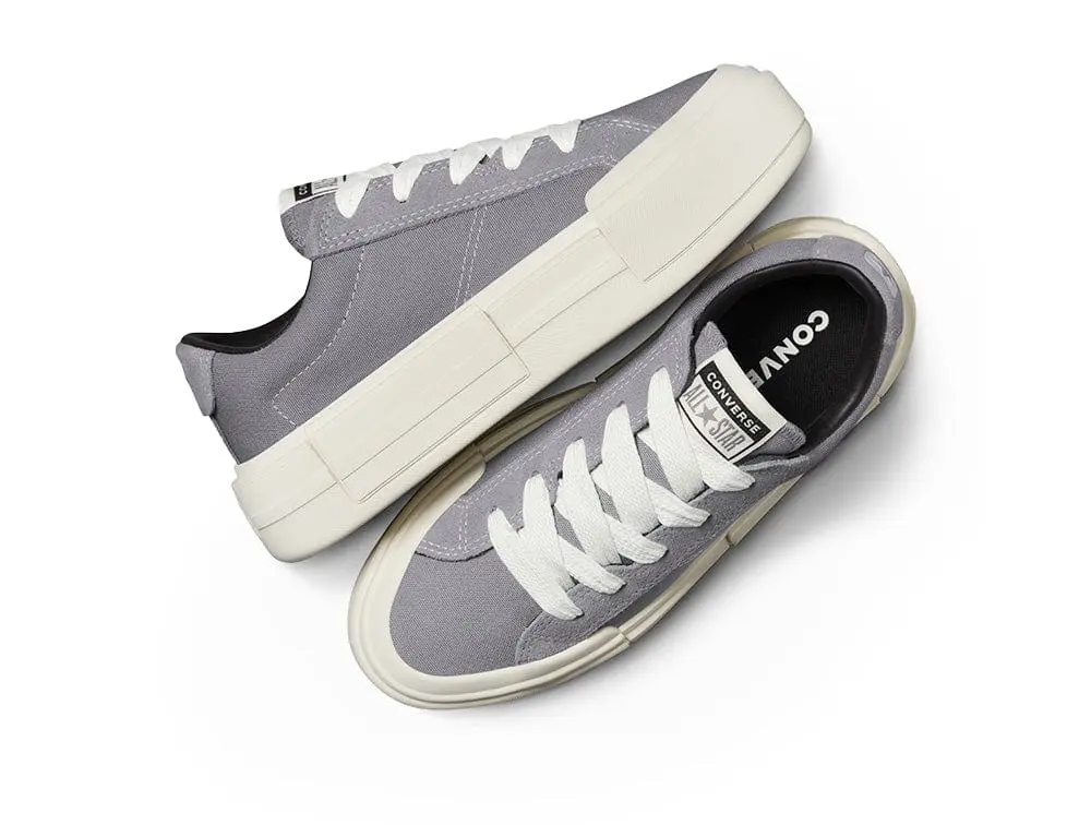 Zapatilla Converse Chuck Taylor Cruise Mujer Gris - Image 2