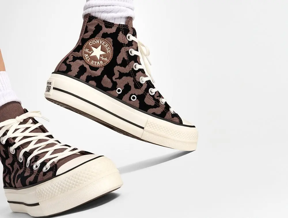 Zapatilla Converse Chuck Taylor All Star Lift Lavish Leopard Mujer Negro - Cafe - Image 2