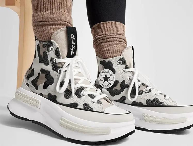 Zapatilla Converse Run Star Legacy Leopard Love Mujer Blanco - Image 2