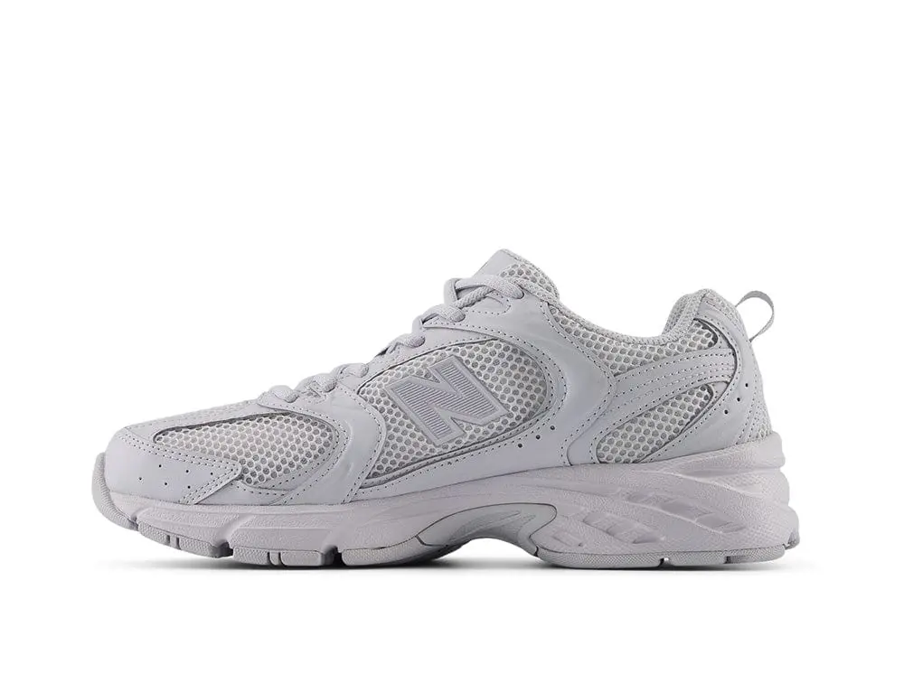 Zapatilla New Balance 530 Mujer Gris - Image 2