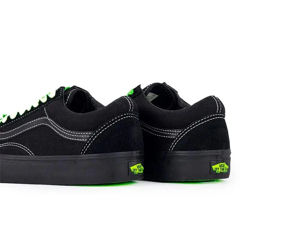 Zapatilla Vans Old Skool Metal Hyperpop Mujer Negro - Image 5