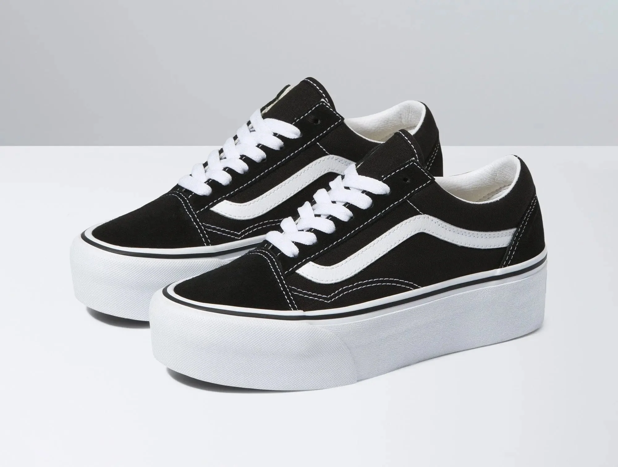 Zapatilla Vans Old Skool Stackform Mujer Negro - Image 4