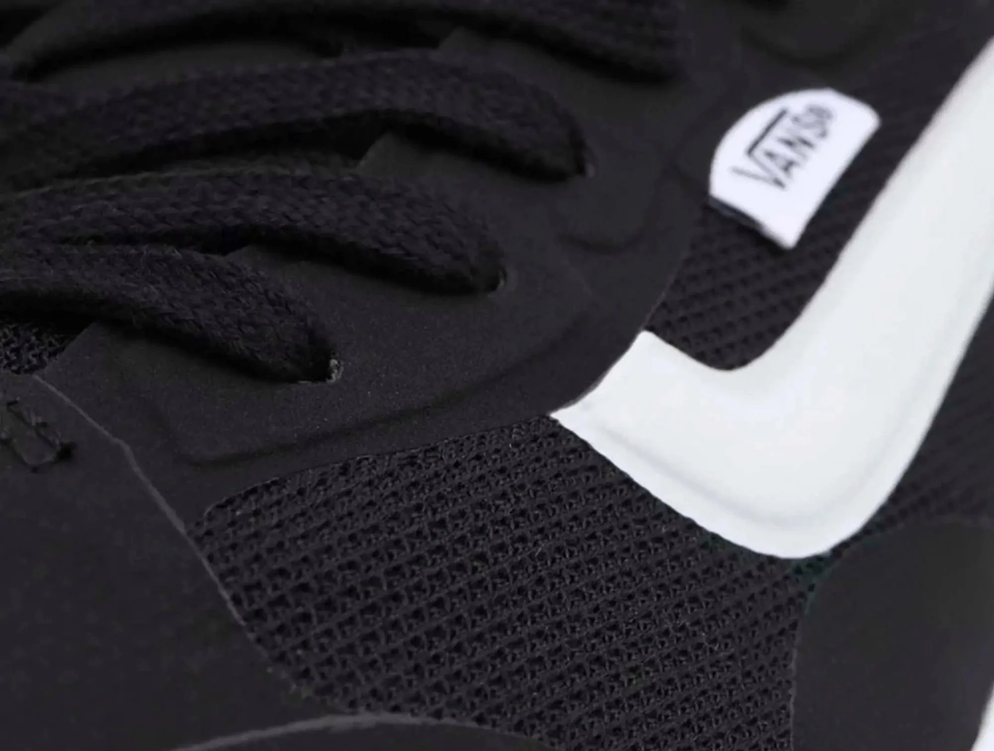 Zapatilla Vans Ultrarange Exo Unisex Negro - Image 5