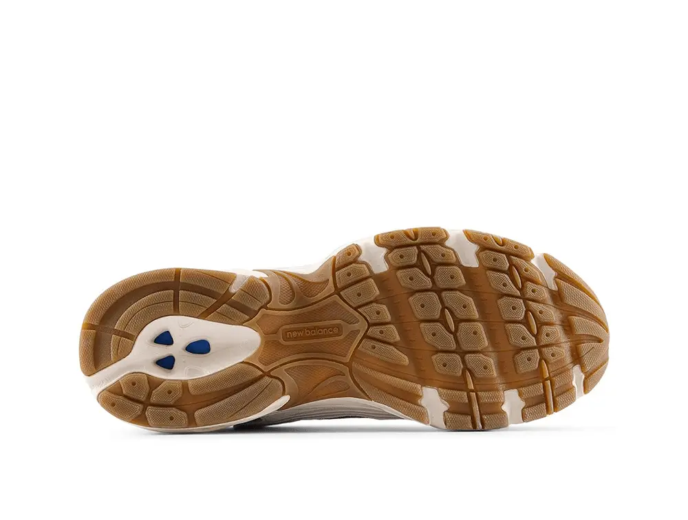 Zapatillas New Balance 530 Mujer Beige - Image 3