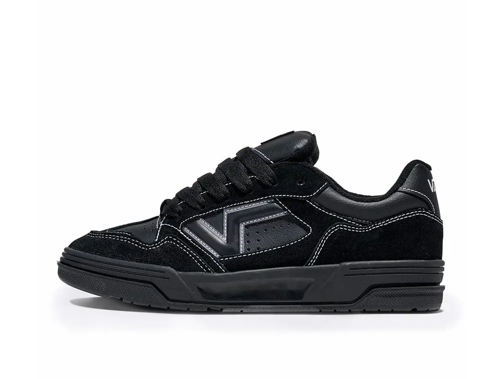 Zapatillas Vans Upland Unisex Mono Negro - Image 4